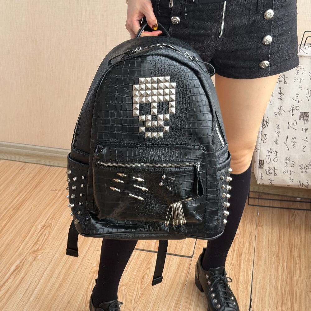 Laptop Accessories Women - 오리지널 블랙 악어 패턴 해골 리벳