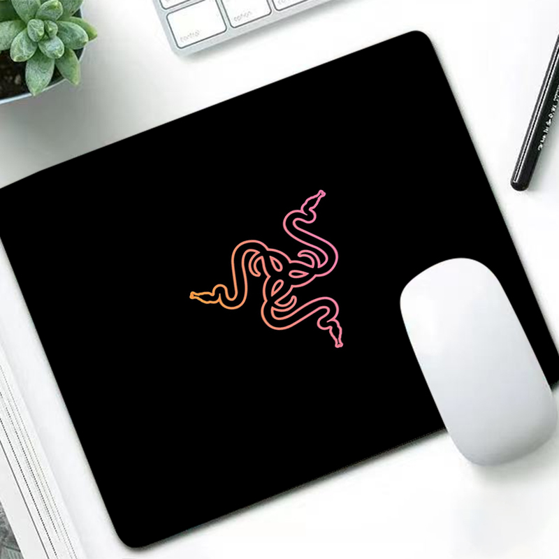 Laptop Accessories Bundle - 레이저 럭셔리 마우스 패드 애니메이션 게이머